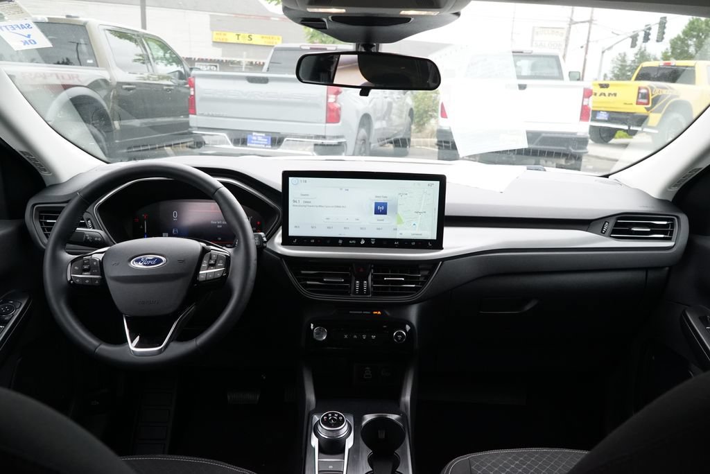 Used 2024 Ford Escape Active w/ Tech Pack #1 AWD/4WD image 11