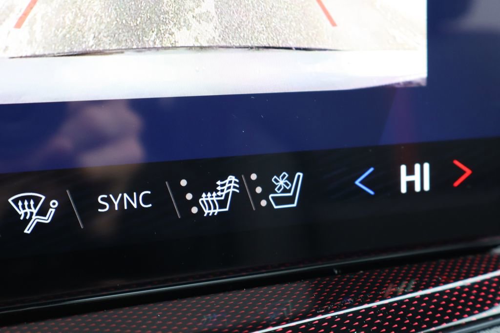 New 2026 Chevrolet Traverse RS image 23