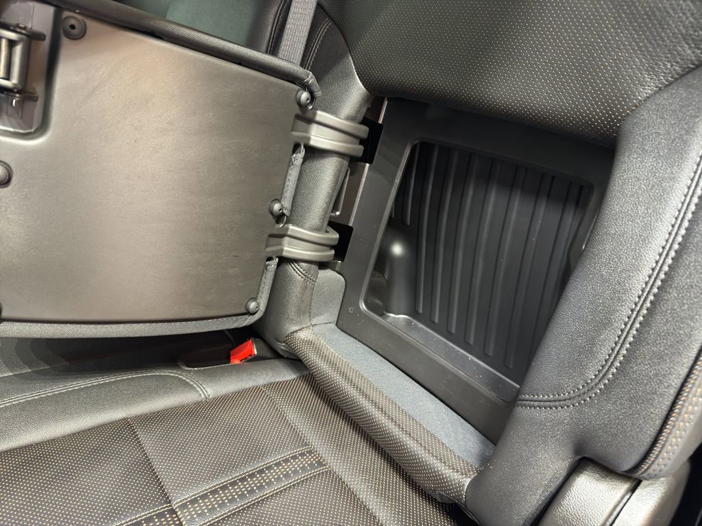 Used 2023 Chevrolet Silverado 1500 High Country w/ High Country Premium Package image 14