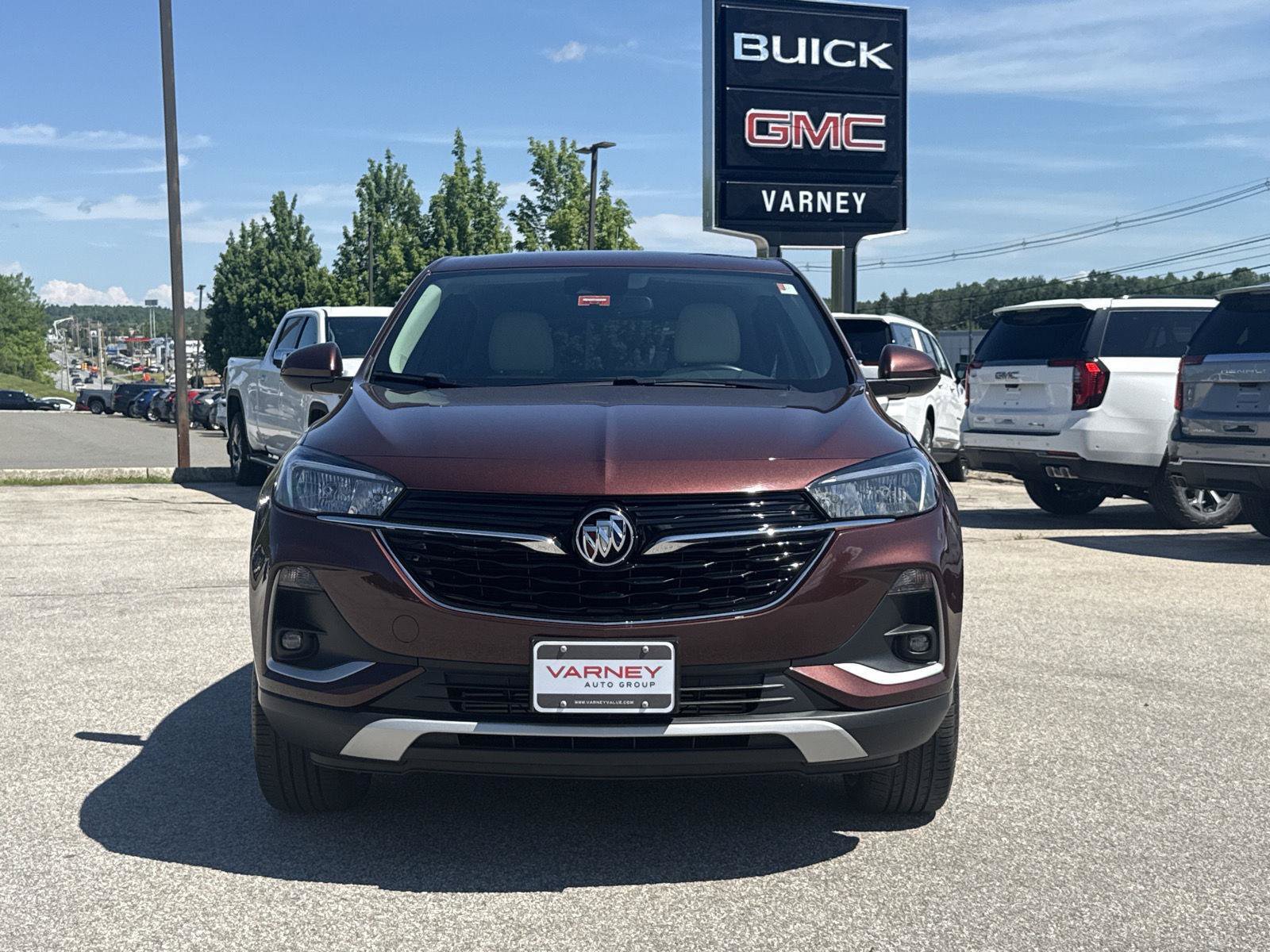 Used 2023 Buick Encore GX Preferred w/ Cold Weather Comfort Package AWD/4WD image 2