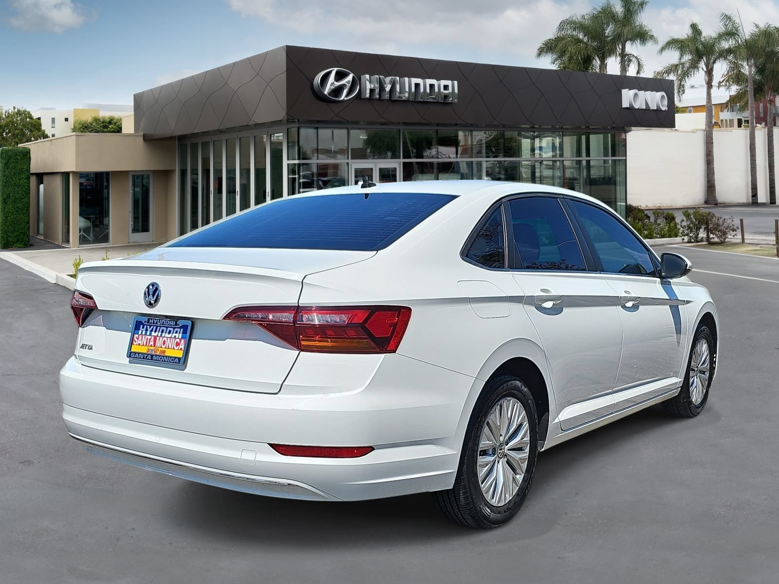 Used 2019 Volkswagen Jetta S w/ Driver Assistance Package FWD image 3