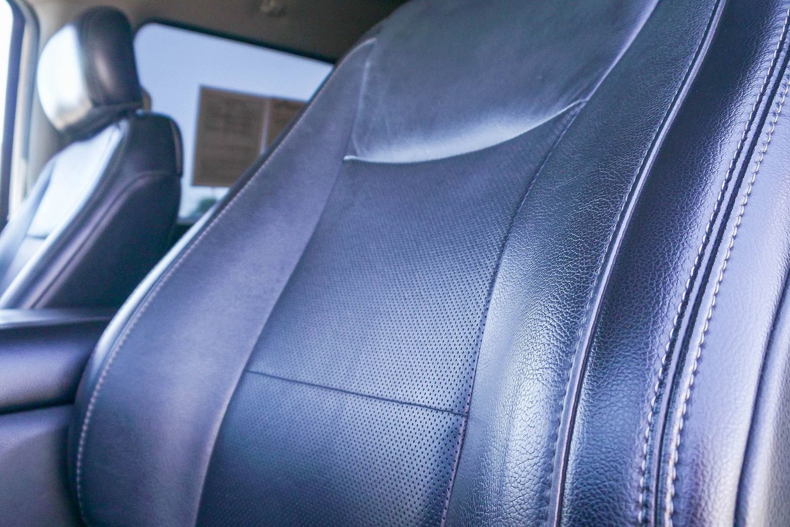 Used 2019 Ford F250 Lariat w/ Lariat Value Package image 21