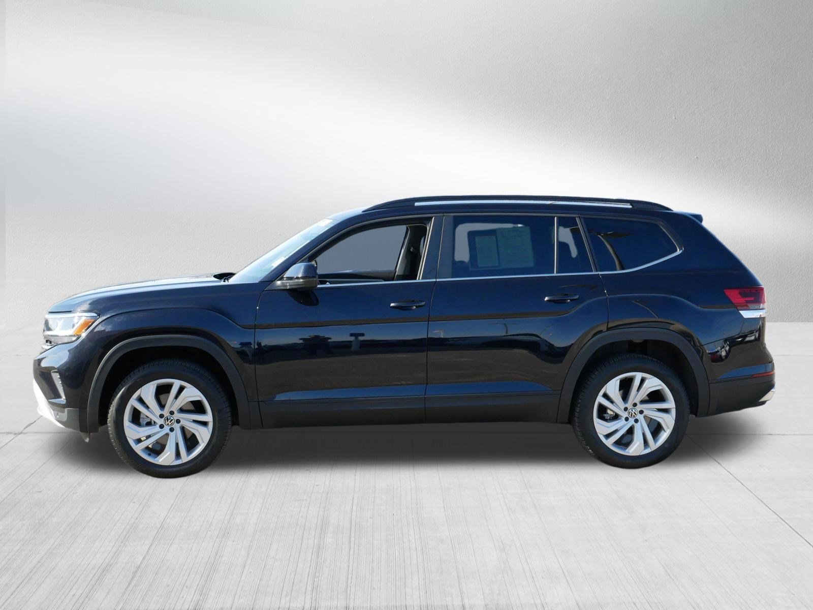 Certified 2023 Volkswagen Atlas SE image 4