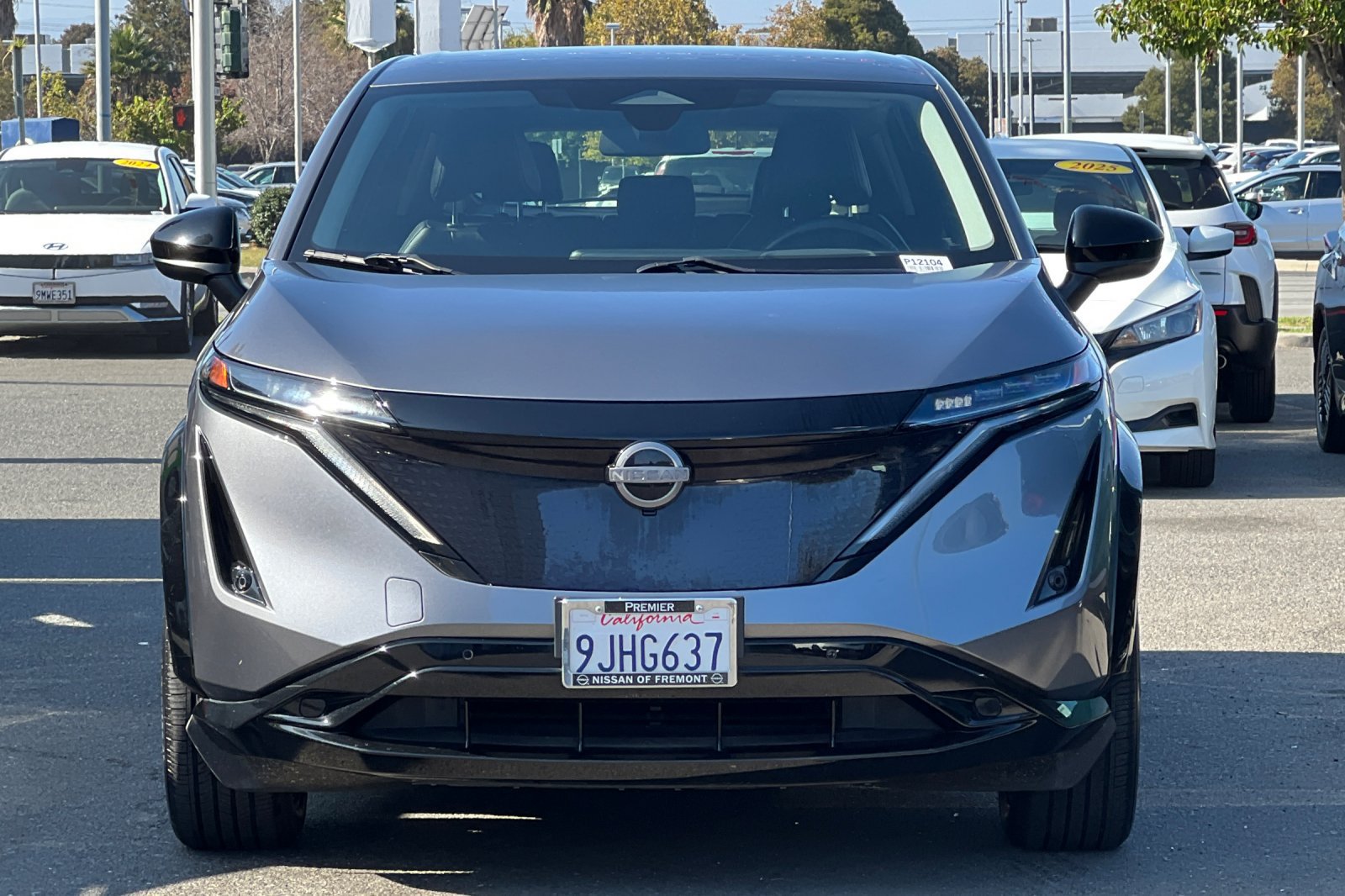 Certified 2023 Nissan Ariya FWD image 9