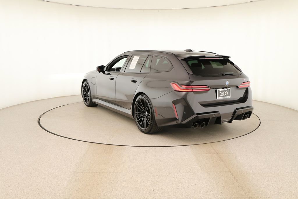 Used 2026 BMW M5 Touring AWD/4WD image 4