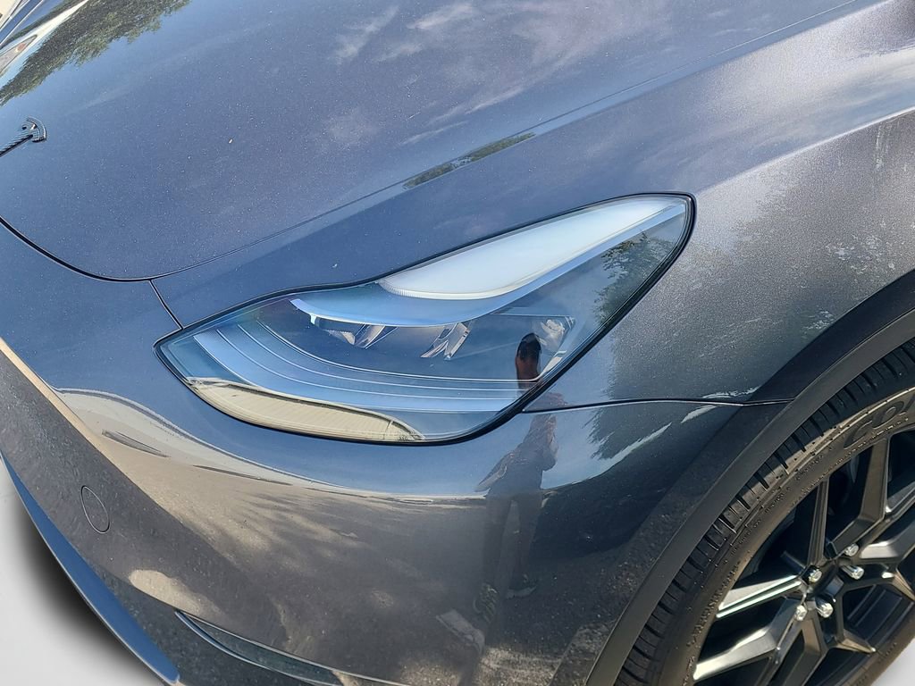 Used 2023 Tesla Model Y Long Range AWD/4WD image 33