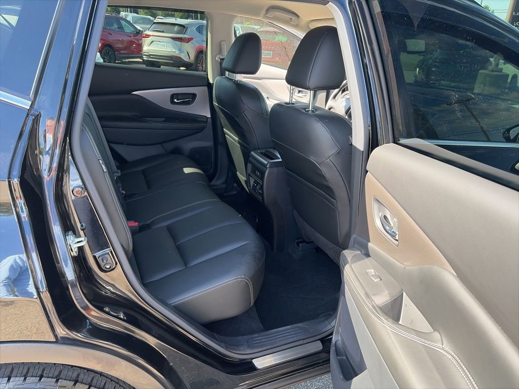 Used 2022 Nissan Murano SV w/ SV Midnight Edition Package AWD/4WD image 11
