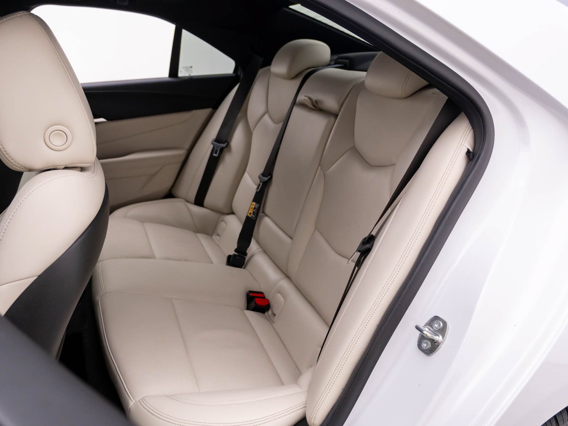 Certified 2023 Cadillac CT4 Premium Luxury AWD/4WD image 20