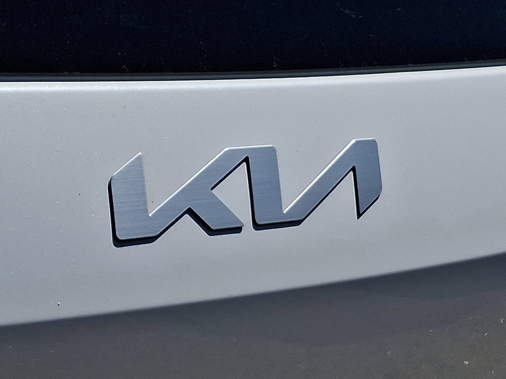 Certified 2024 Kia EV9 Wind AWD/4WD image 31