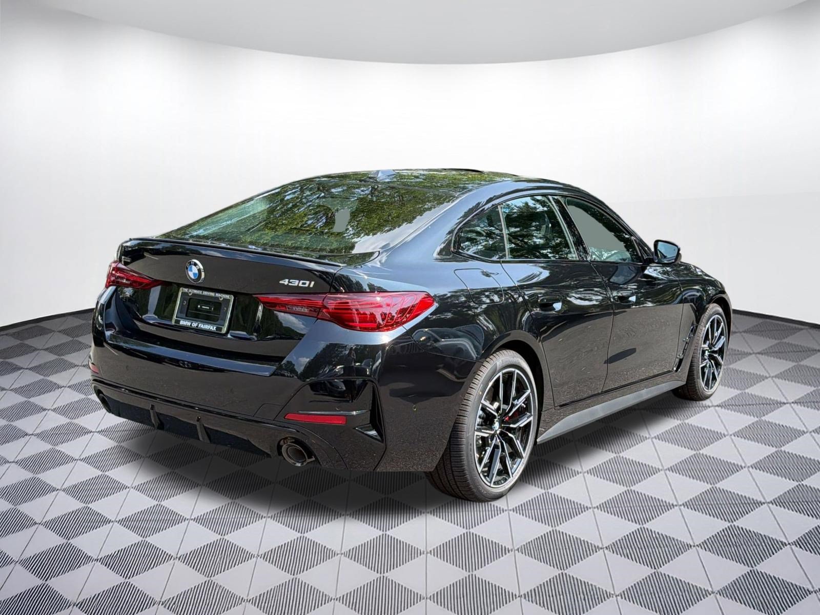 New 2026 BMW 430i xDrive w/ M Sport Package AWD/4WD image 9