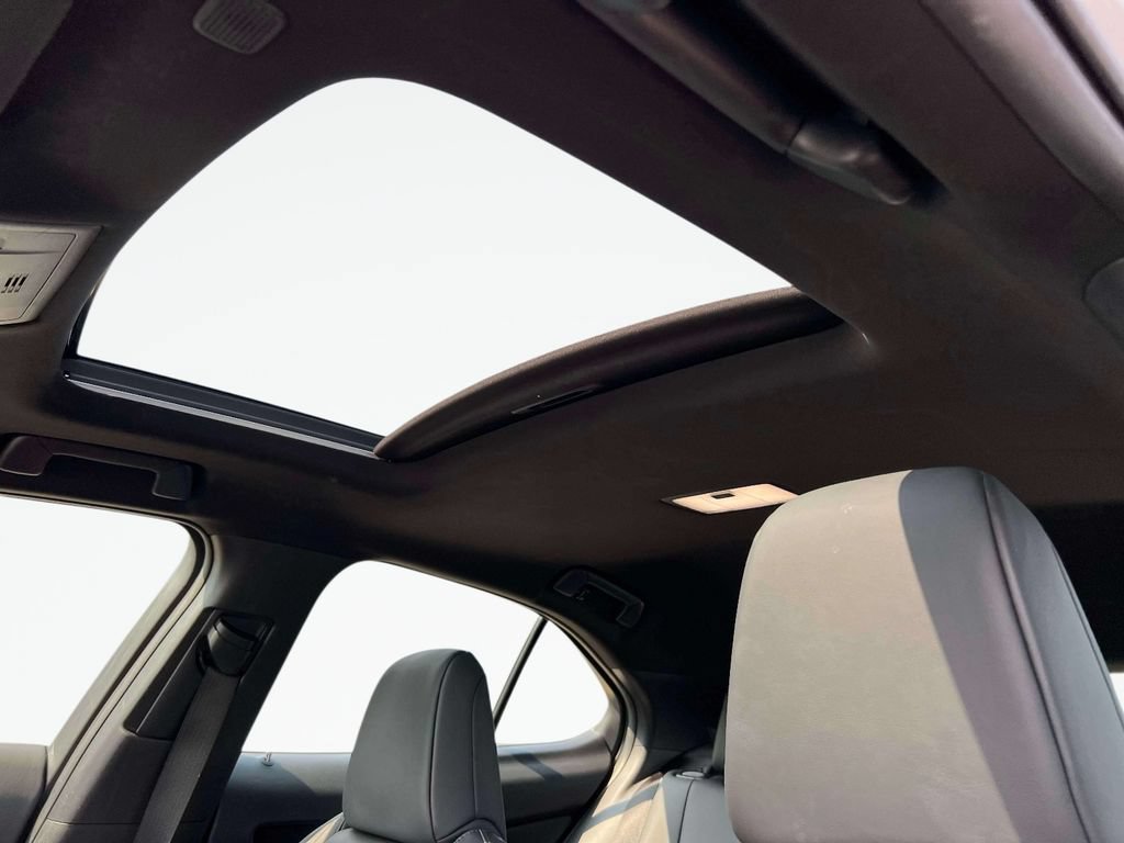 Used 2024 Lexus UX 250h F Sport AWD/4WD image 20