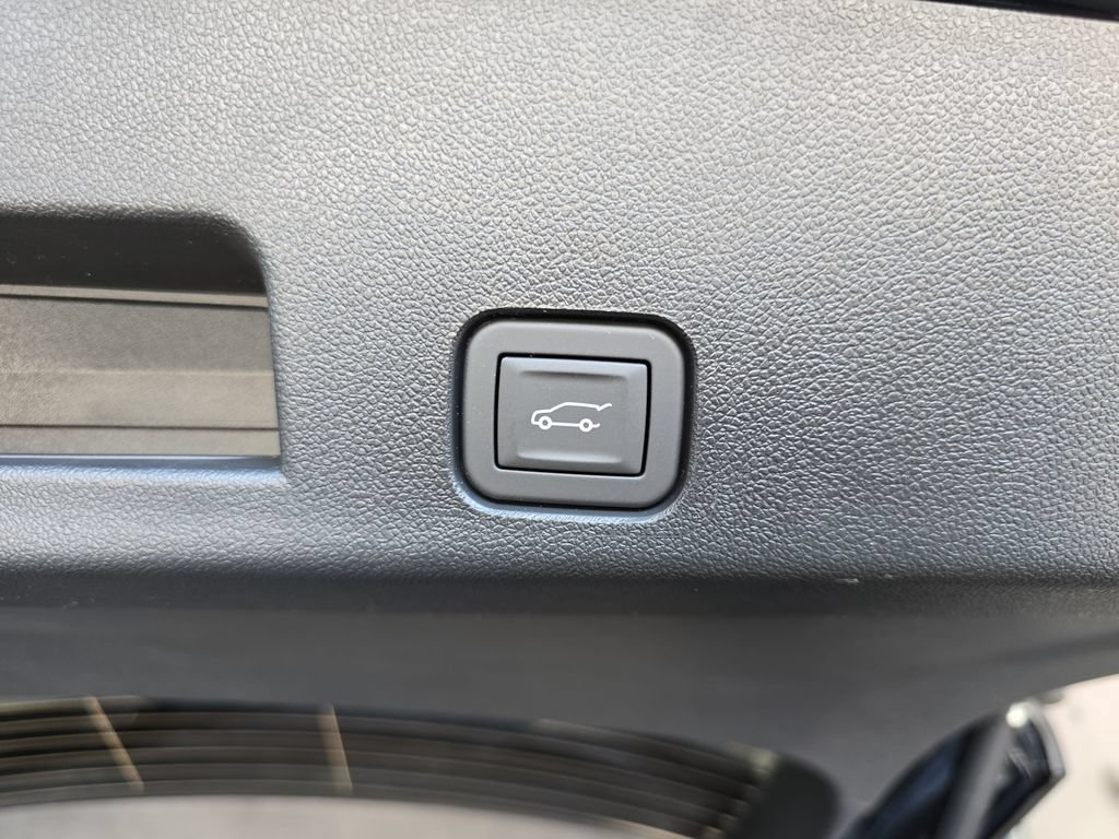 New 2026 Buick Enclave Preferred w/ LPO, Floor Liner Package AWD/4WD image 14