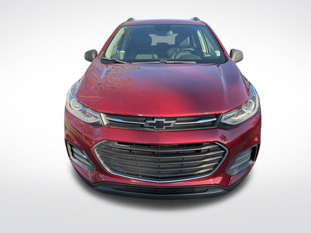 Used 2021 Chevrolet Trax LT w/ Sport Edition image 3