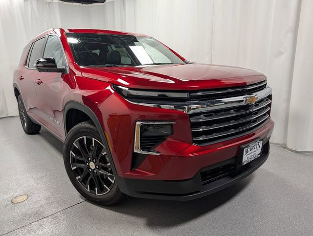 New 2026 Chevrolet Traverse LT AWD/4WD image 2