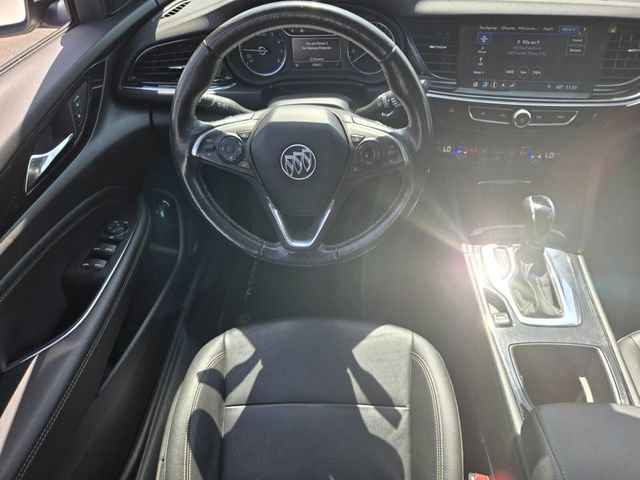 Used 2019 Buick Regal Essence w/ Driver Confidence Package I image 13