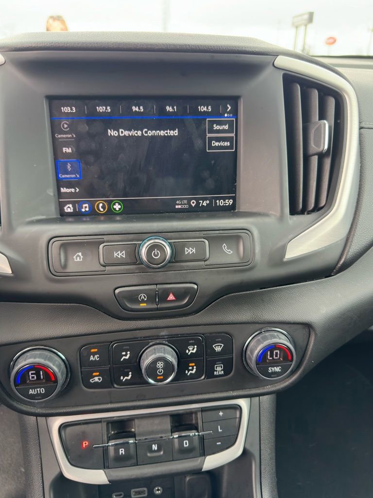 Used 2022 GMC Terrain SLE w/ Driver Convenience Package image 13