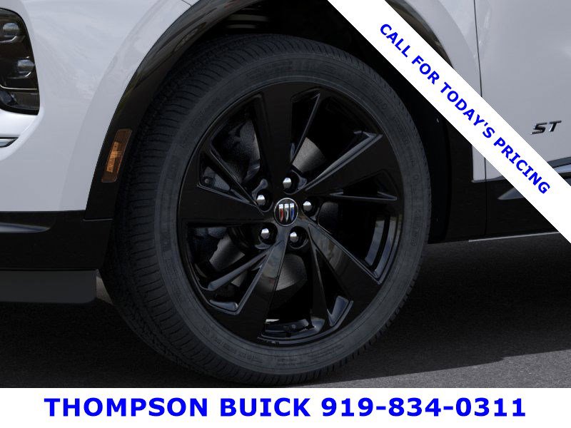 New 2025 Buick Envision Sport Touring image 9