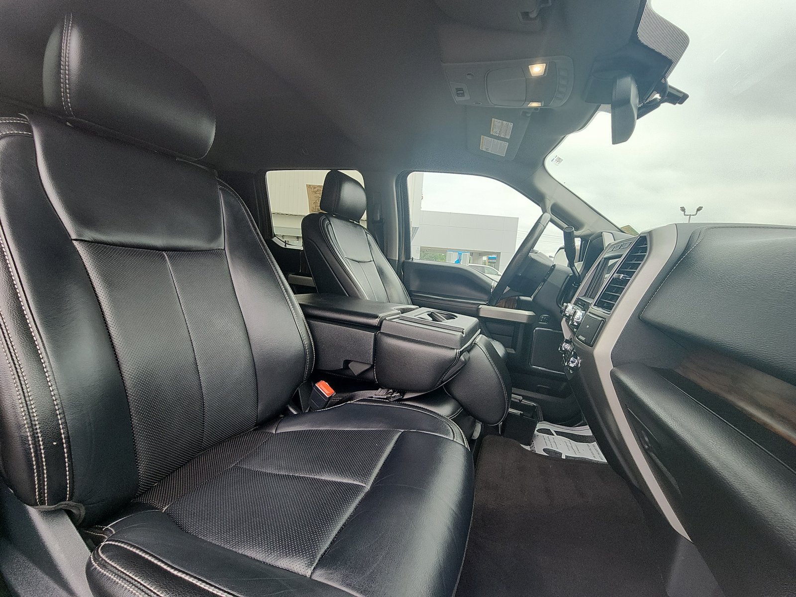 Used 2020 Ford F150 Lariat AWD/4WD image 23