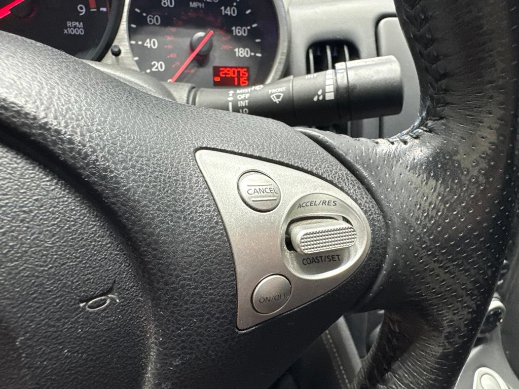 Used 2016 Nissan 370Z Coupe RWD image 12