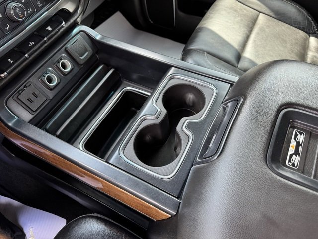 Used 2018 Chevrolet Silverado 3500 LTZ image 21