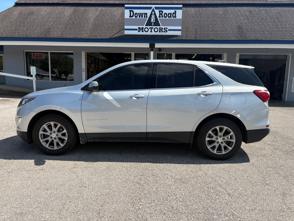 Used 2019 Chevrolet Equinox LT FWD image 2