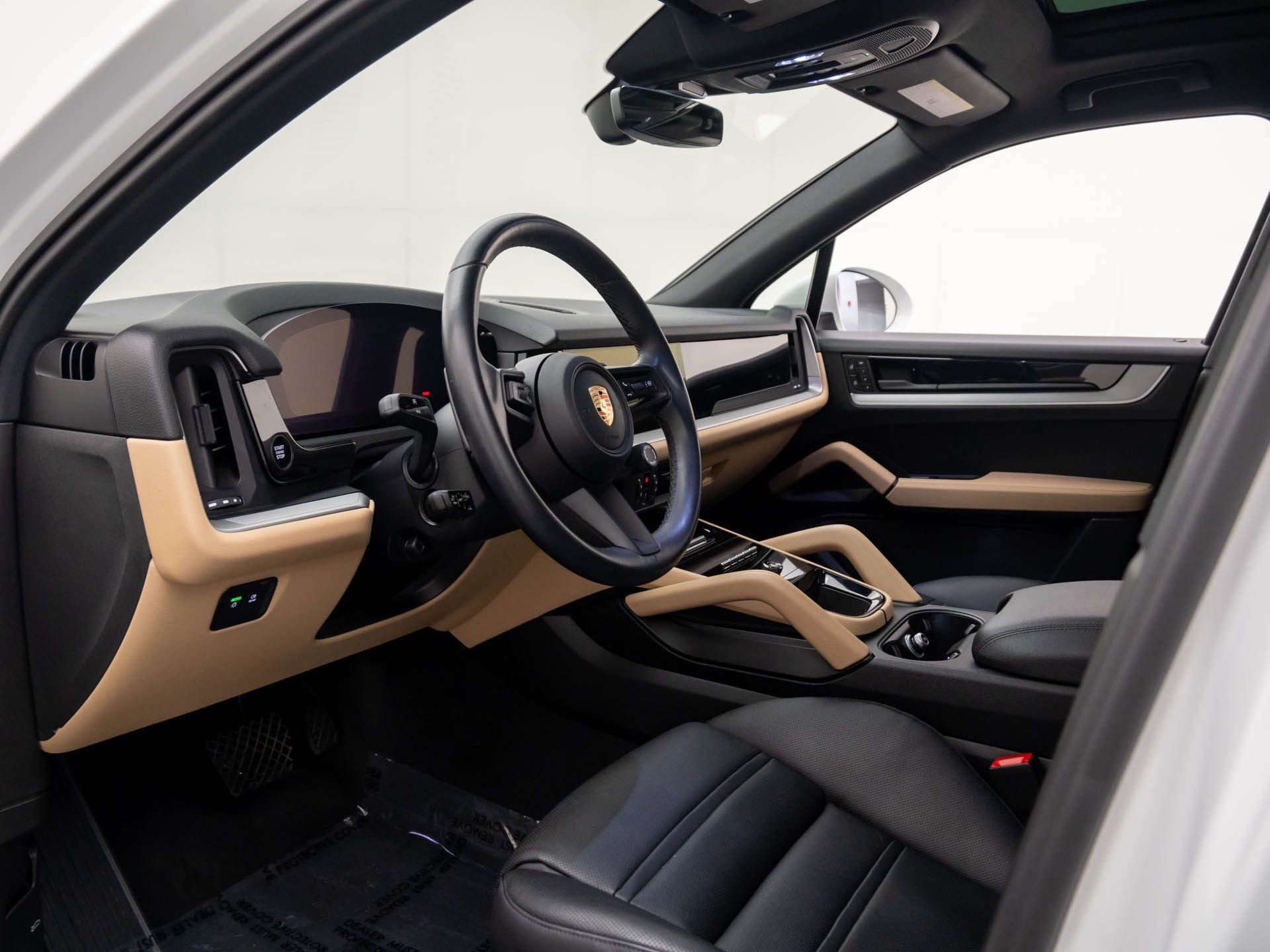 Certified 2024 Porsche Cayenne image 4