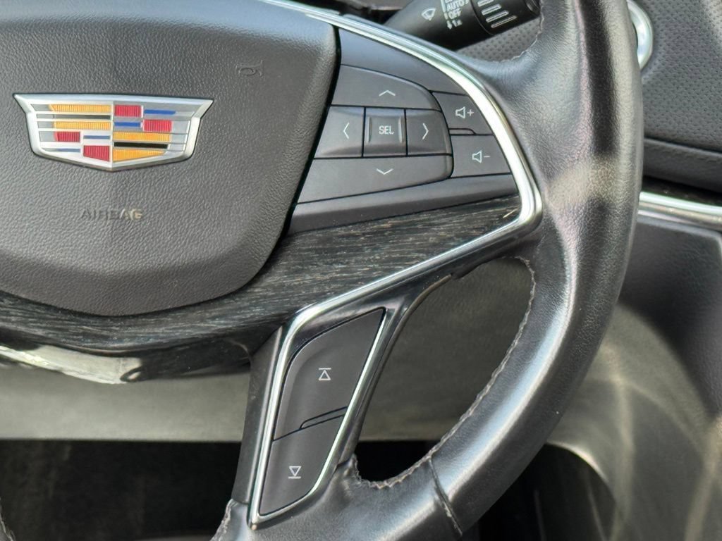 Certified 2022 Cadillac XT5 Premium Luxury AWD/4WD image 29