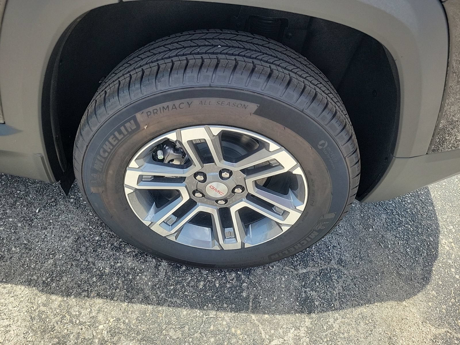 New 2026 GMC Terrain Elevation FWD image 8