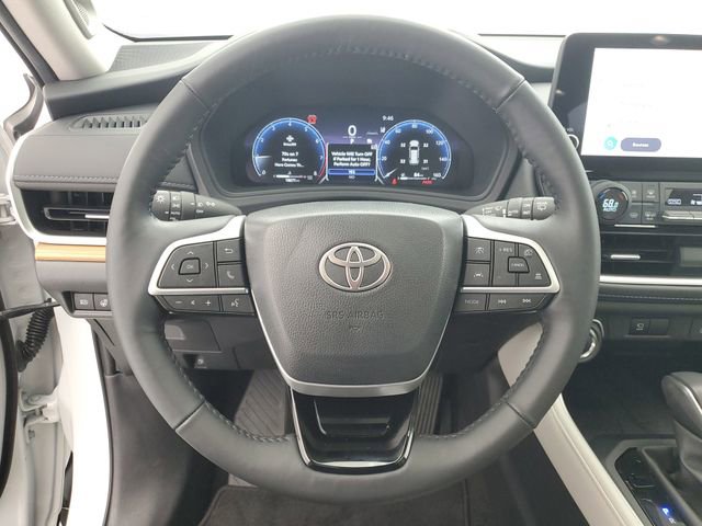 Used 2025 Toyota Grand Highlander FWD image 22
