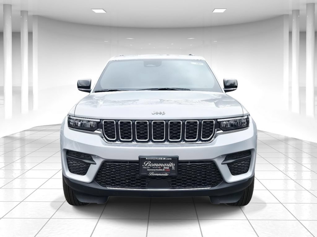 New 2026 Jeep Grand Cherokee Laredo X AWD/4WD image 8