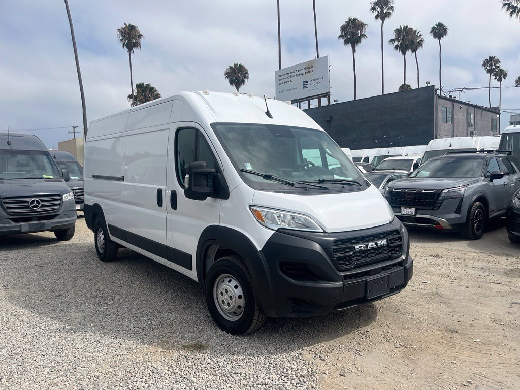Used 2023 RAM ProMaster 2500 FWD image 4