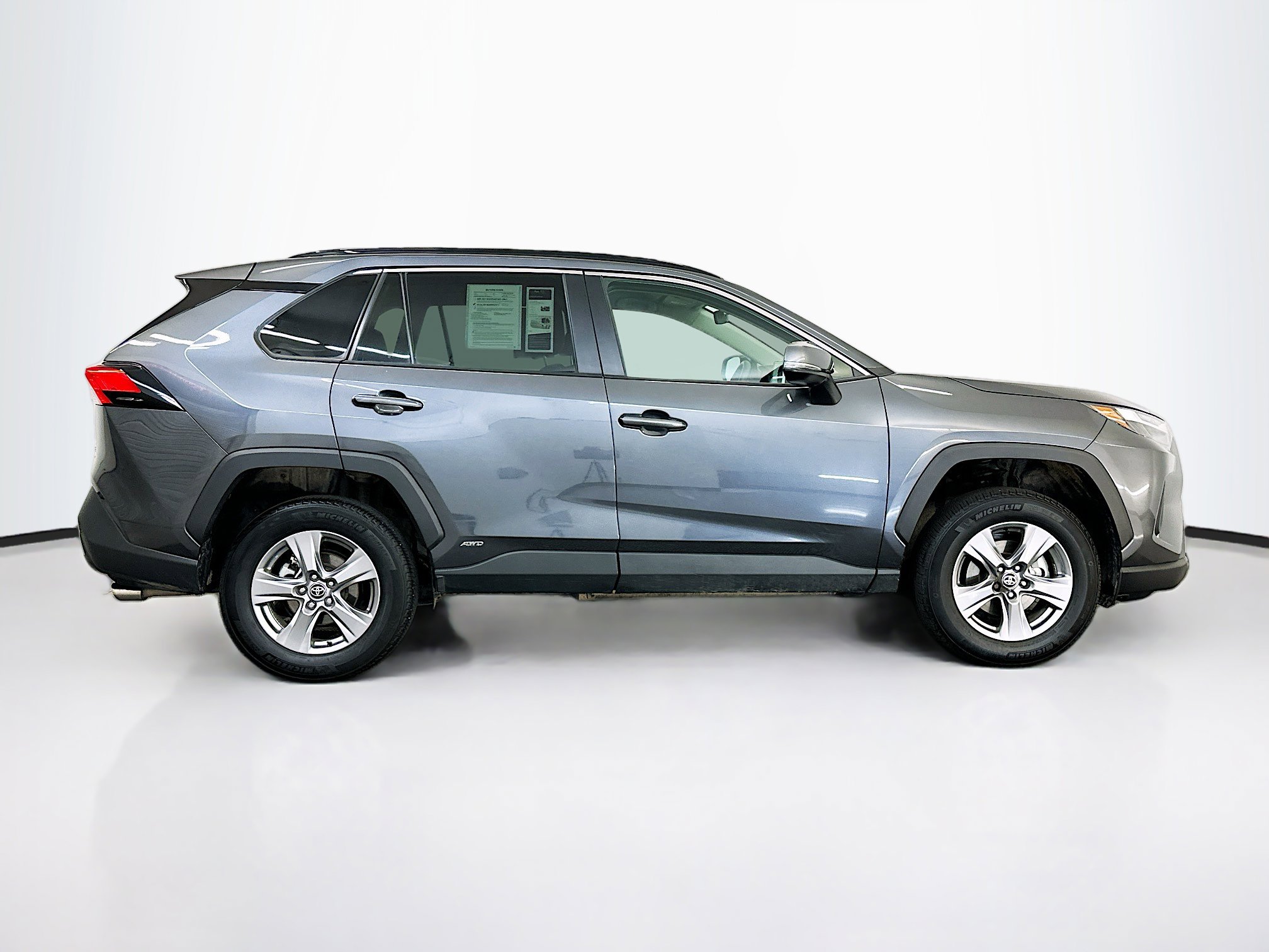 Used 2025 Toyota RAV4 XLE image 10