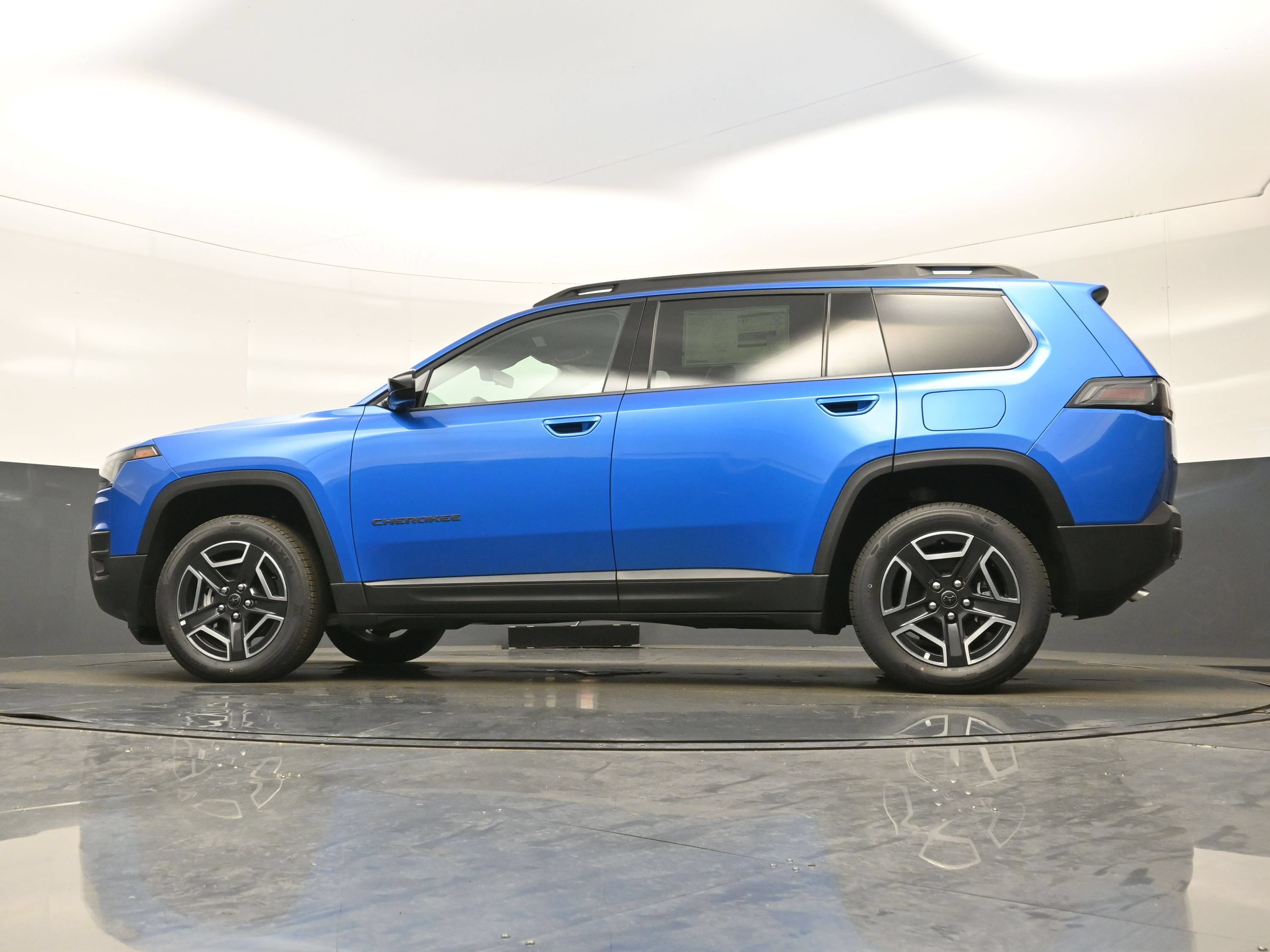 New 2026 Jeep Cherokee Laredo AWD/4WD image 15