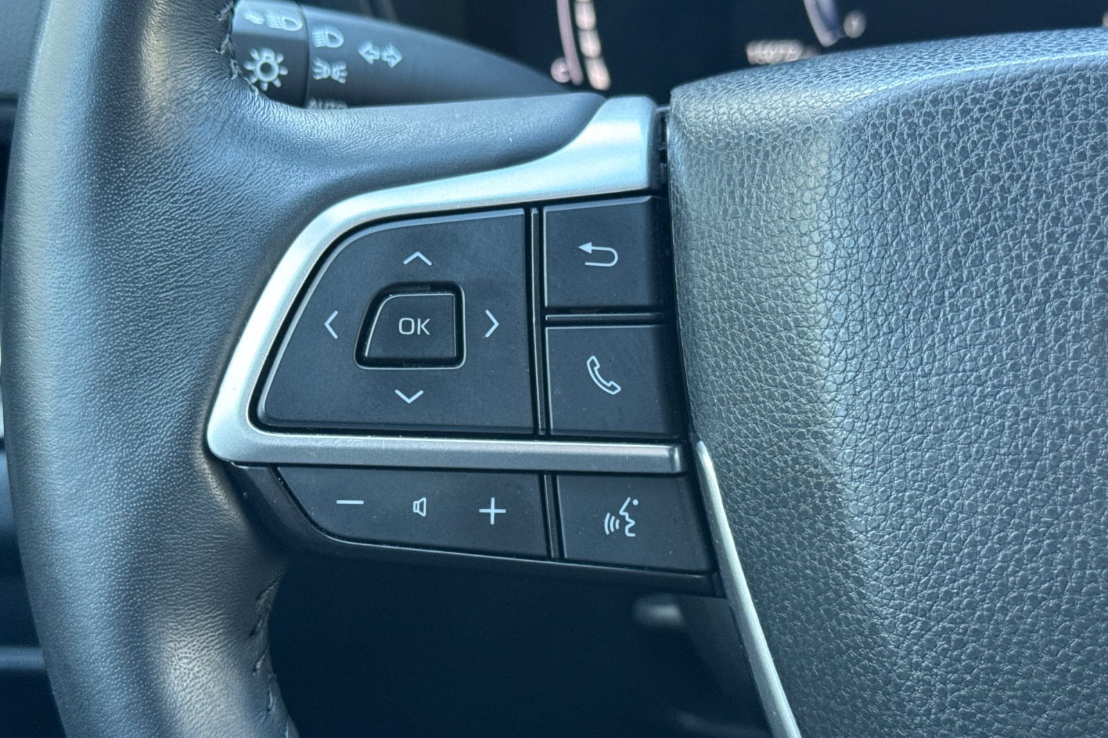 Certified 2024 Toyota Grand Highlander AWD image 32