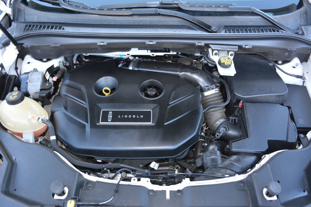 Used 2019 Lincoln MKC Select w/ Select Plus Package AWD/4WD image 14