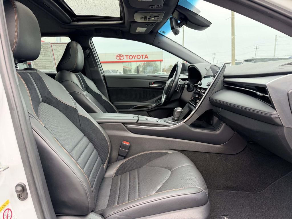 Certified 2019 Toyota Avalon Touring image 13