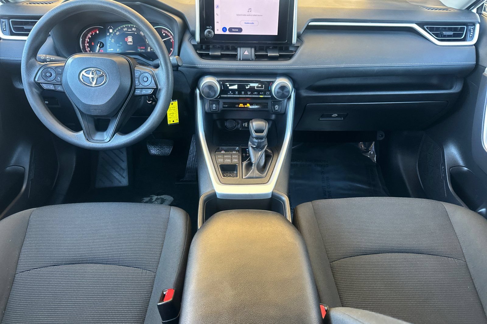 Used 2024 Toyota RAV4 LE AWD/4WD image 16