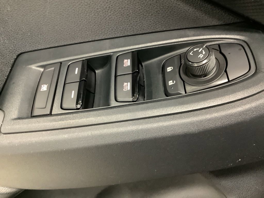 Used 2024 Subaru Crosstrek 2.0i Premium AWD/4WD image 17