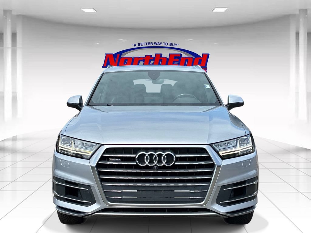 Used 2017 Audi Q7 3.0T Premium Plus w/ Premium Plus Package AWD/4WD image 2