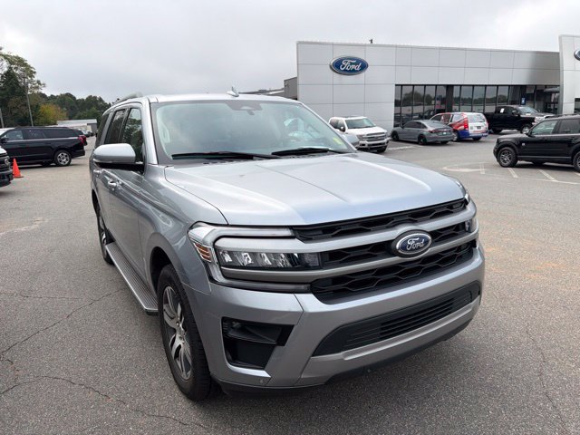 Certified 2023 Ford Expedition XLT RWD image 2