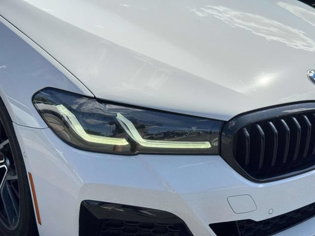 Used 2023 BMW 530i w/ M Sport Package RWD image 5
