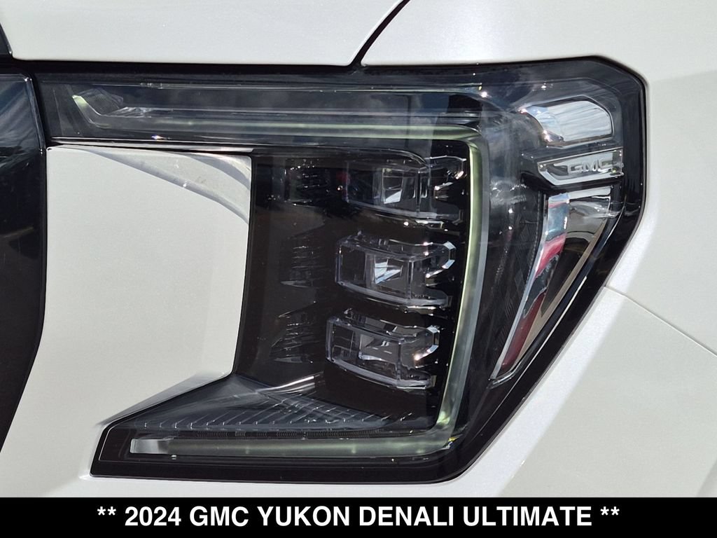 Used 2024 GMC Yukon Denali Ultimate AWD/4WD image 16