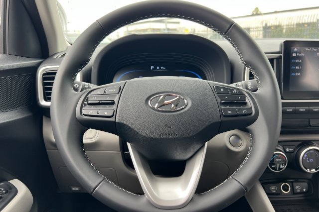 New 2026 Hyundai Venue SEL FWD image 22