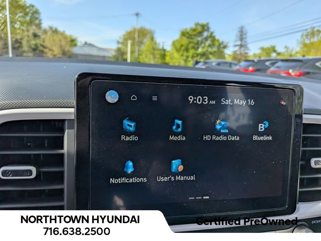 Used 2025 Hyundai Venue Limited FWD image 25