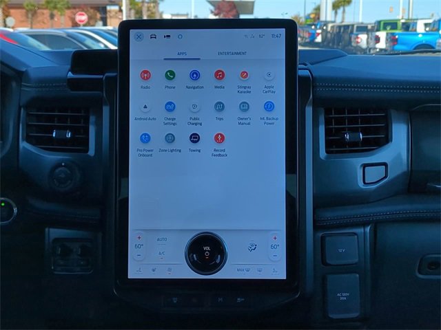 Used 2025 Ford F150 Lightning Flash image 18