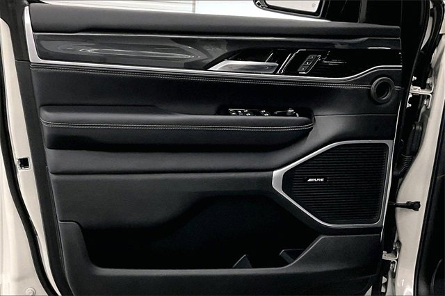 Used 2022 Jeep Wagoneer Series I w/ Convenience Group I image 17