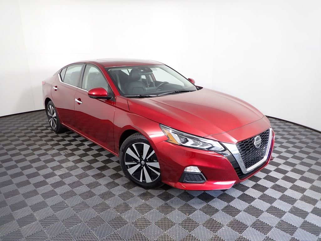 Used 2021 Nissan Altima 2.5 SV w/ SV Premium Package FWD image 6