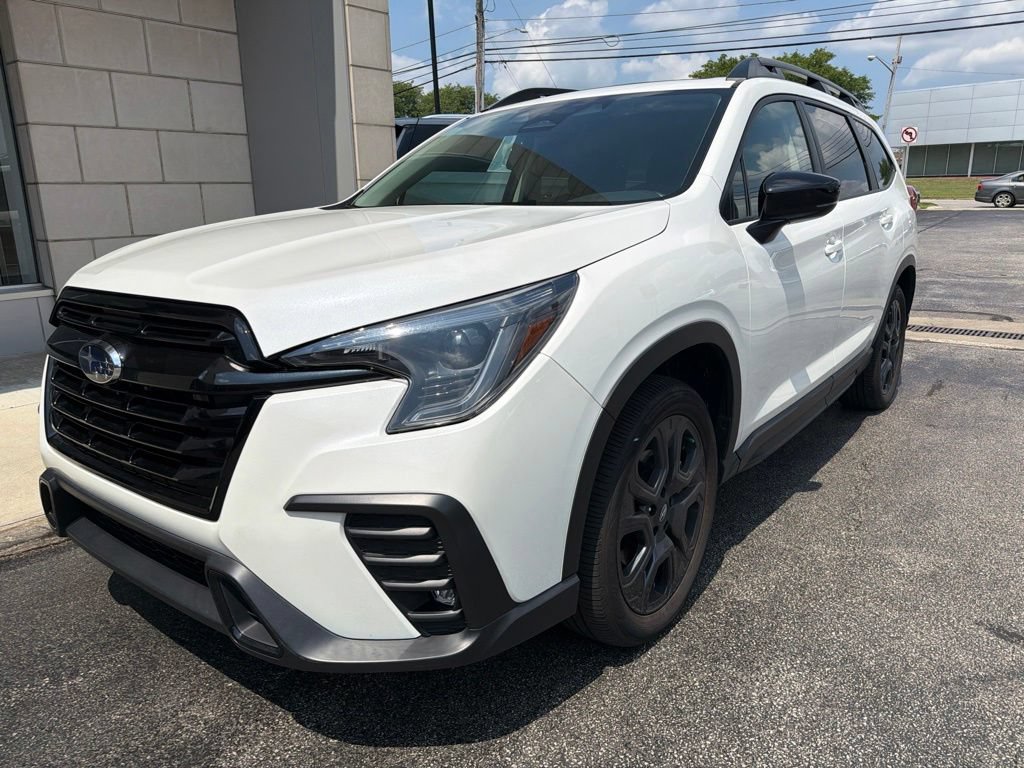 Used 2024 Subaru Ascent Onyx Edition AWD/4WD image 3