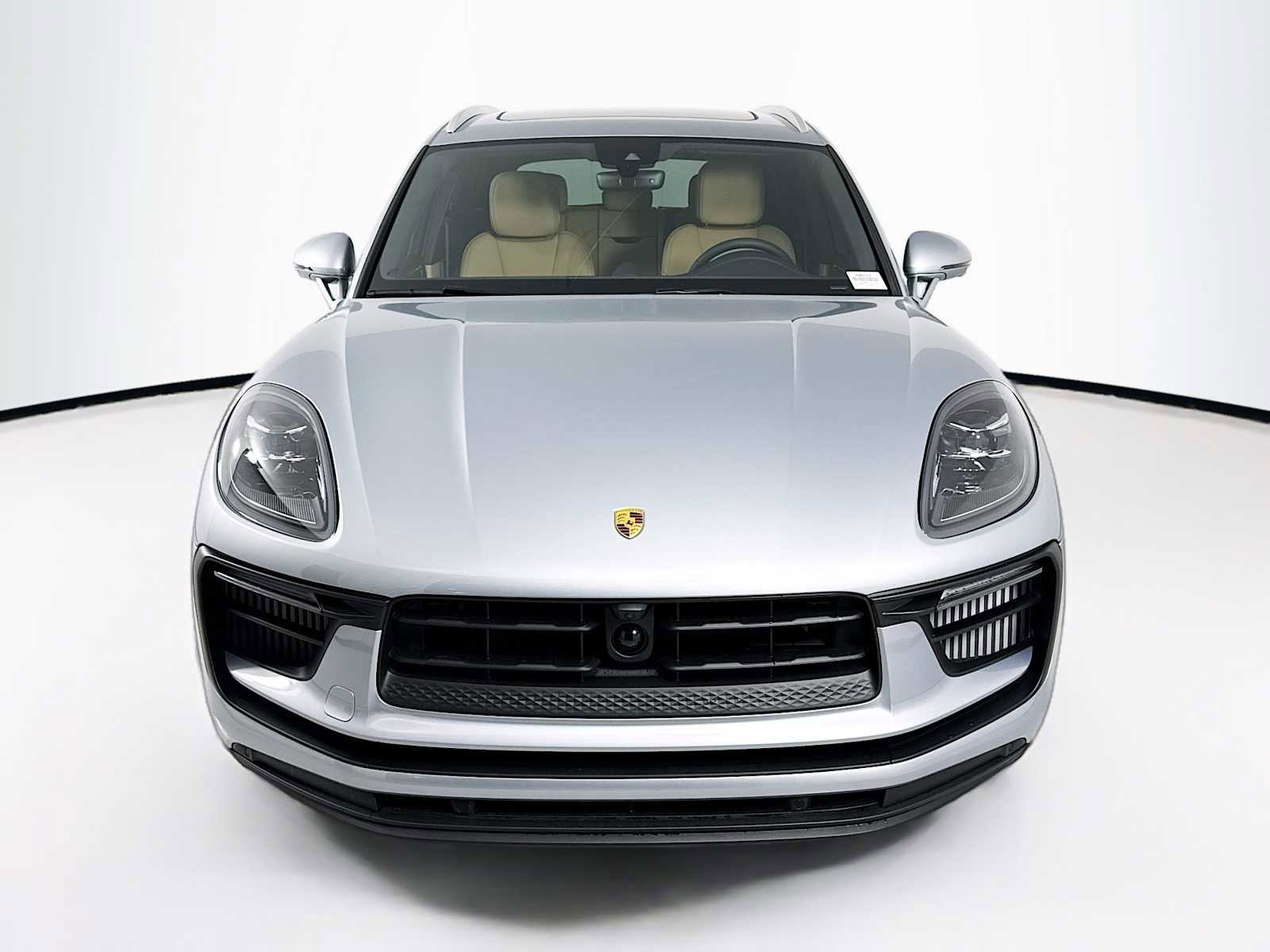 New 2025 Porsche Macan S image 6