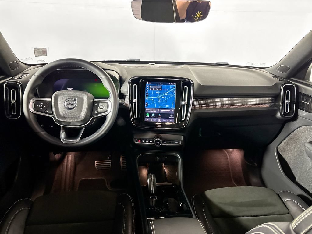 Used 2022 Volvo XC40 P8 Recharge Ultimate AWD/4WD image 12
